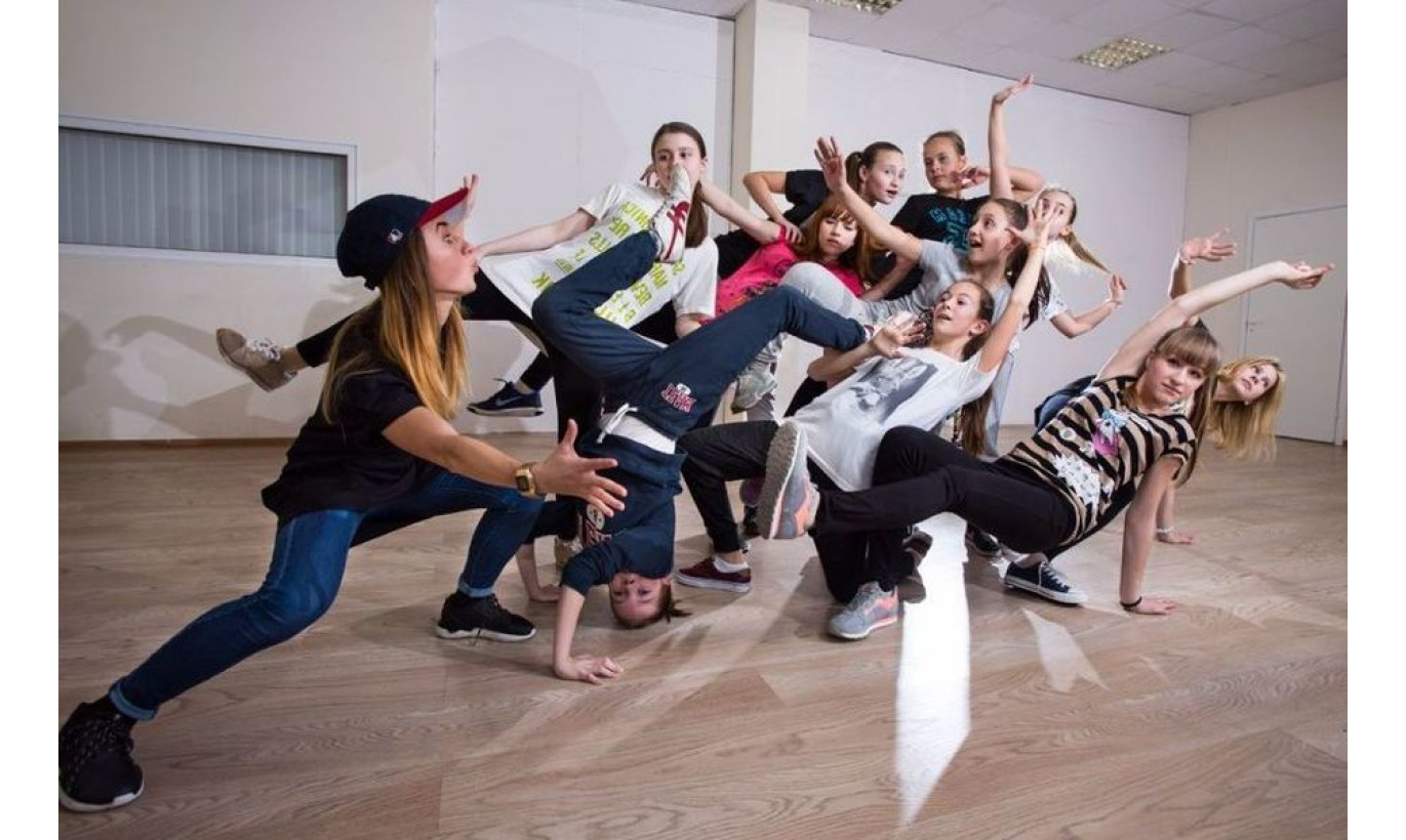 Студия танцев и фитнеса