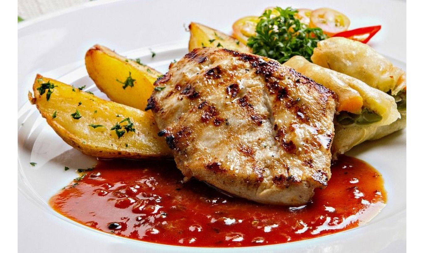 Привлекательный ресторан с вкусной кухней приносящий хороший доход