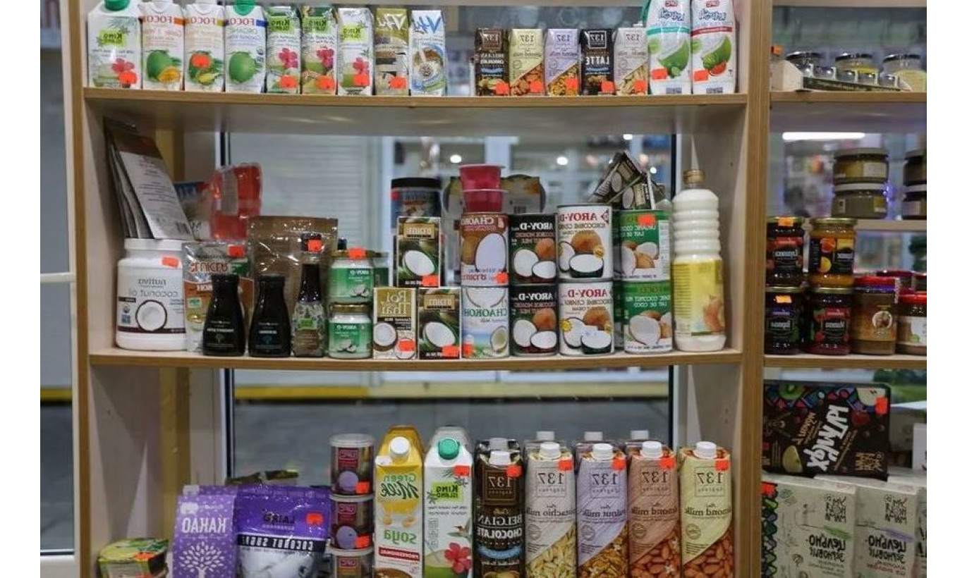 Кофейня с магазином / Уникальная концепция