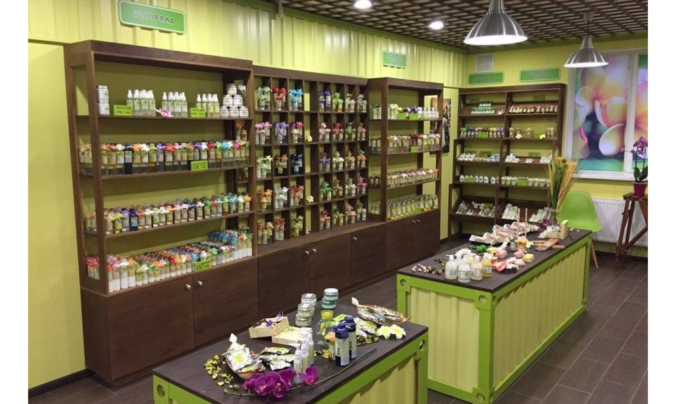 Магазин косметики российского производства / Доход 80 000 р.