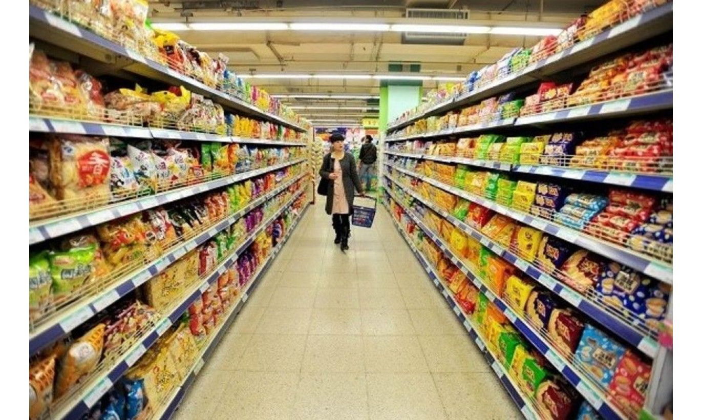 Магазин продуктов на севере города в Калининском районе